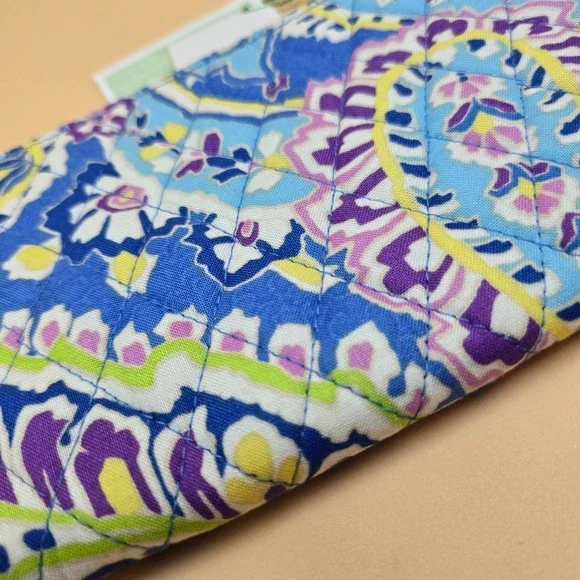 Vera Bradley Zip-Around Wallet Capri Blue Paisley Quilted Cotton Wristlet NEW - Picture 15 of 15